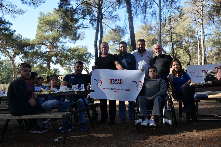 ŞAMPİYONLAR PİKNİKTE BULUŞTU